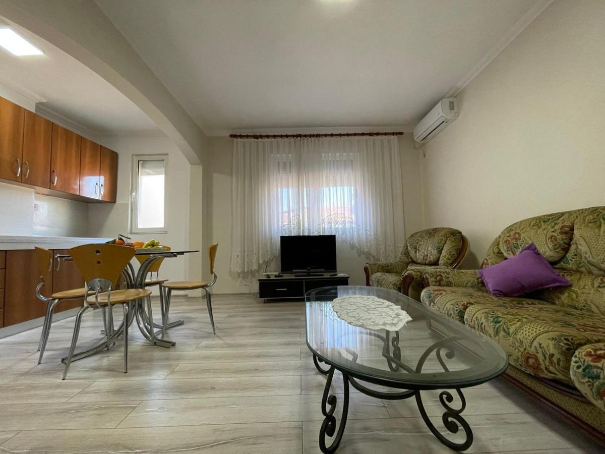 Prestige Rentals Shkodër Exteriör bild