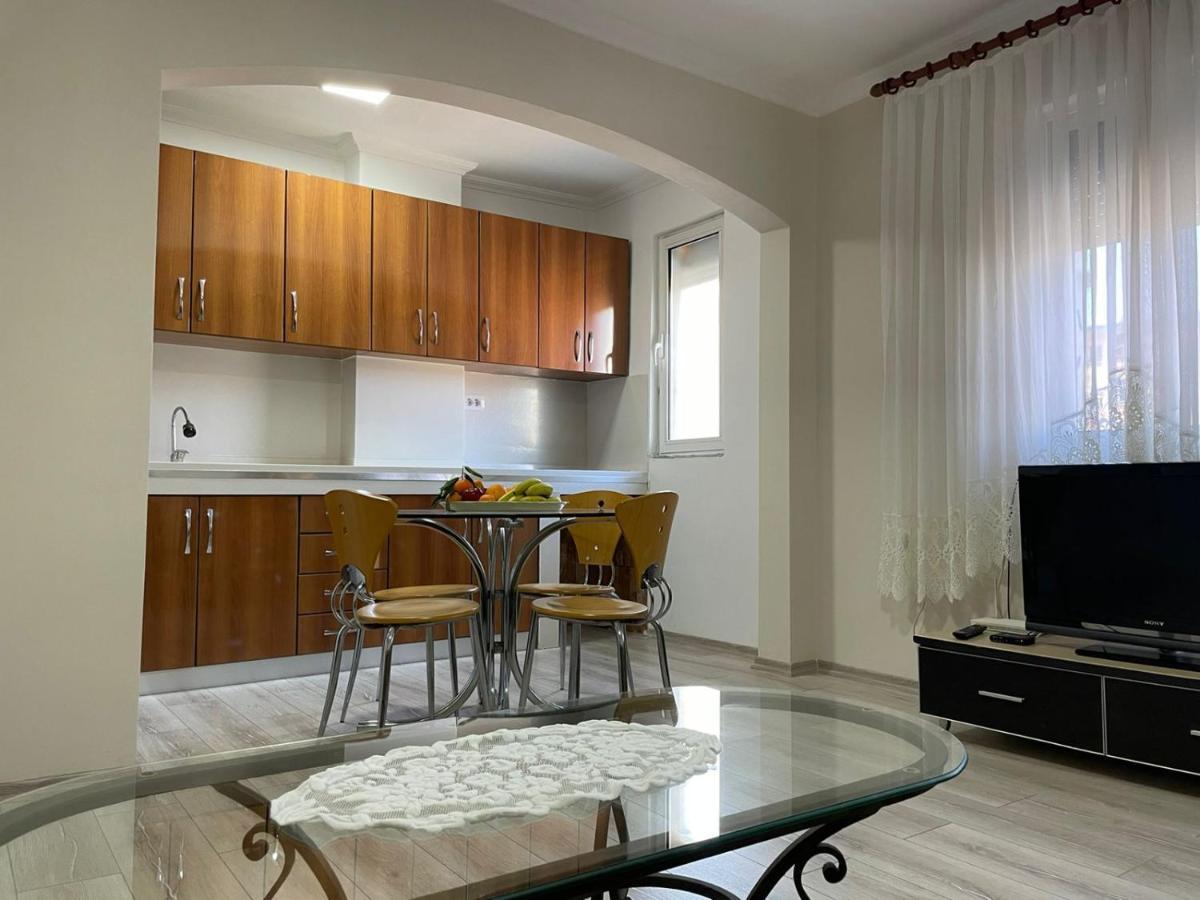 Prestige Rentals Shkodër Exteriör bild
