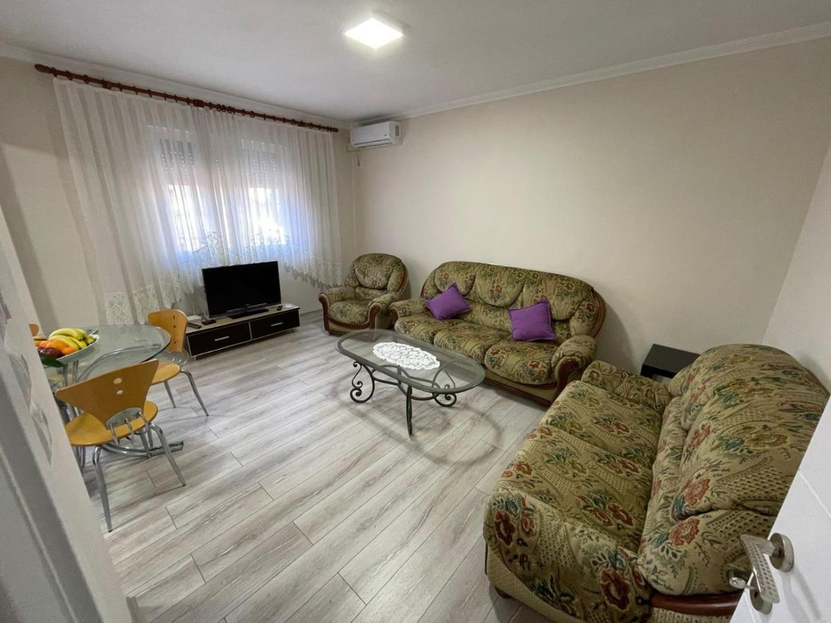 Prestige Rentals Shkodër Exteriör bild