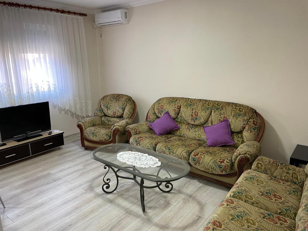 Prestige Rentals Shkodër Exteriör bild